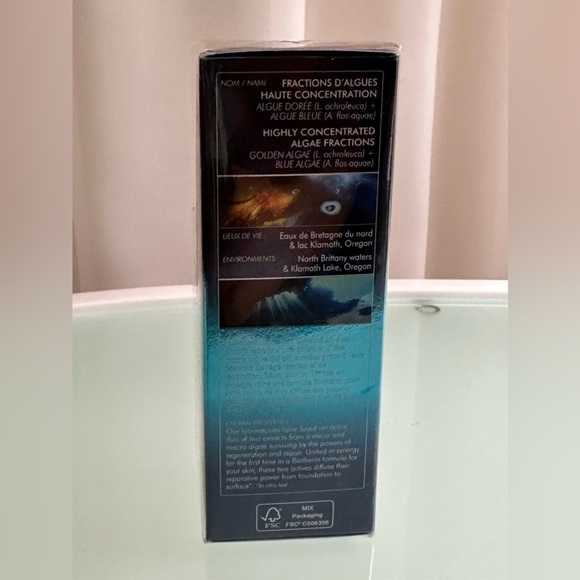 Biotherm
Blue Therapy Accelerated Anti-Aging Serum - Picture 4 of 7